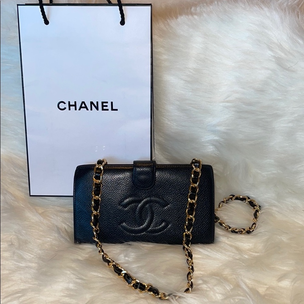 CHANEL Authentic CC Logo Cavier Bifold Wallet - Picture 2 of 16